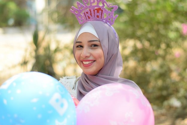 Tampil Kekinian Dengan Brand Hijab Terpopuler Di Indonesia !